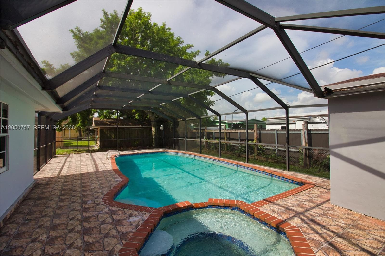 19522 NW 37th Ct, Miami Gardens, FL 33055 — zdjęcie 4