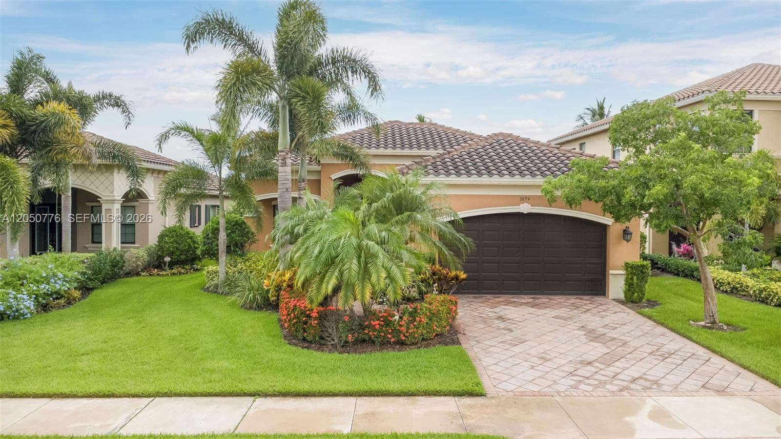 3694 Pleasant Springs, Naples, FL 34119