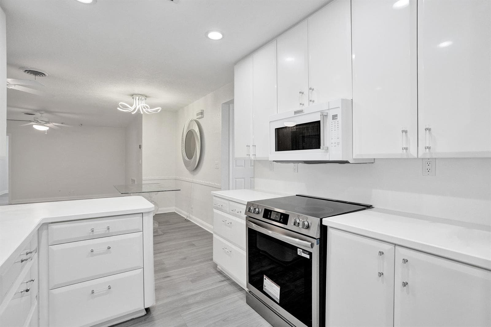 4755 NE 23rd Avenue, Fort Lauderdale, FL 33308 — zdjęcie 2
