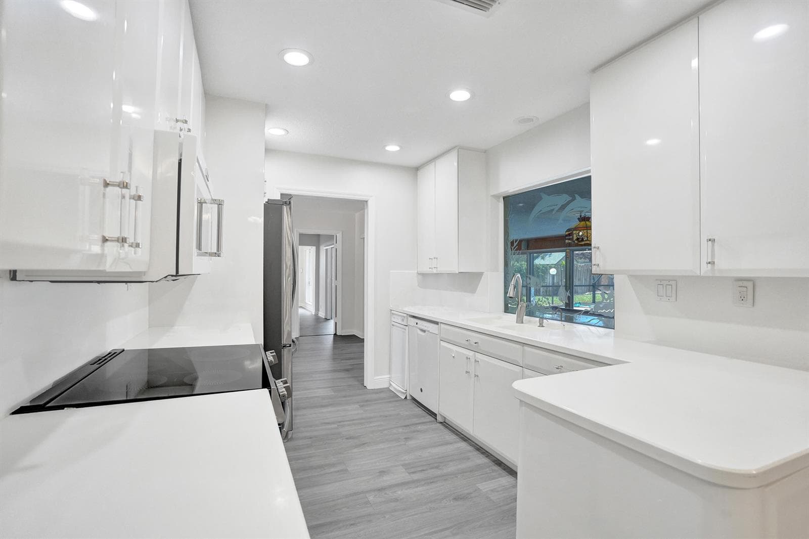 4755 NE 23rd Avenue, Fort Lauderdale, FL 33308 — zdjęcie 4