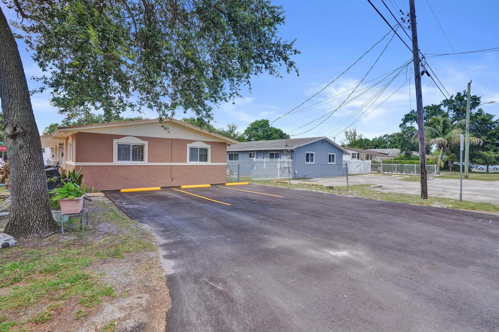 2147 NW 100th Street, Miami, FL 33147 — zdjęcie 4