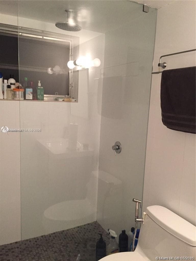 1736 SW 19th St # 404, Miami, FL 33145 — zdjęcie 3