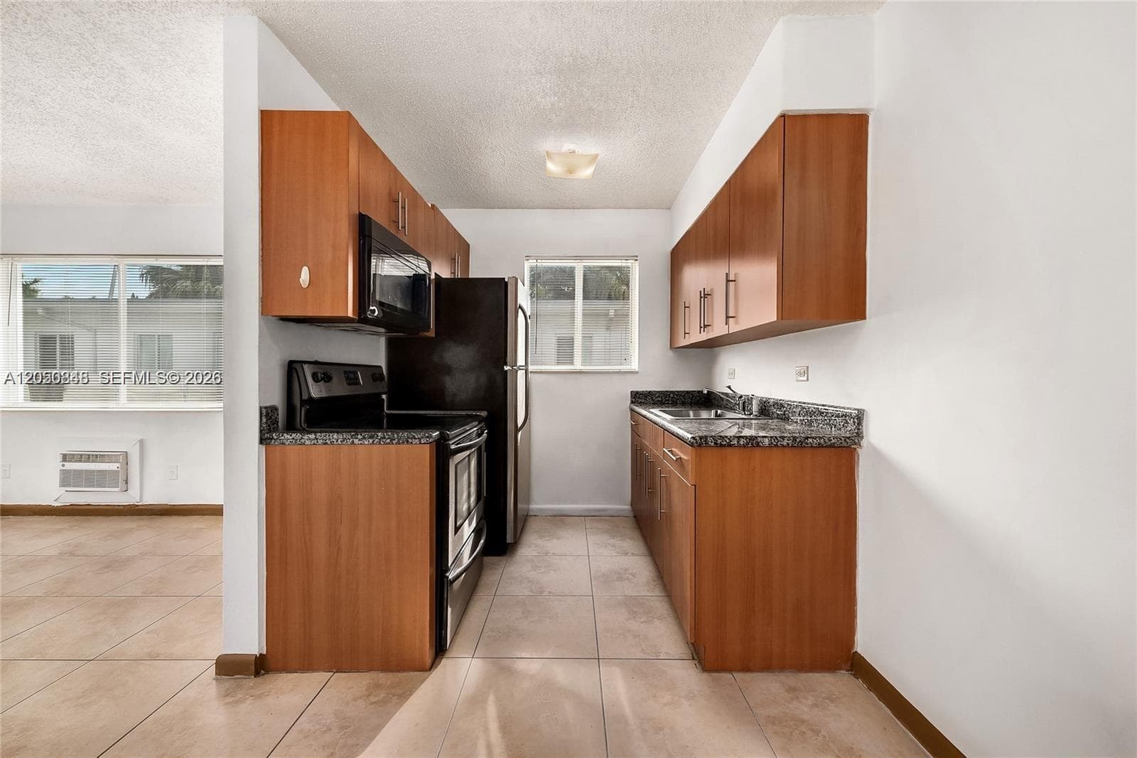 932 Moffett St # 6, Hallandale Beach, FL 33009 — zdjęcie 5