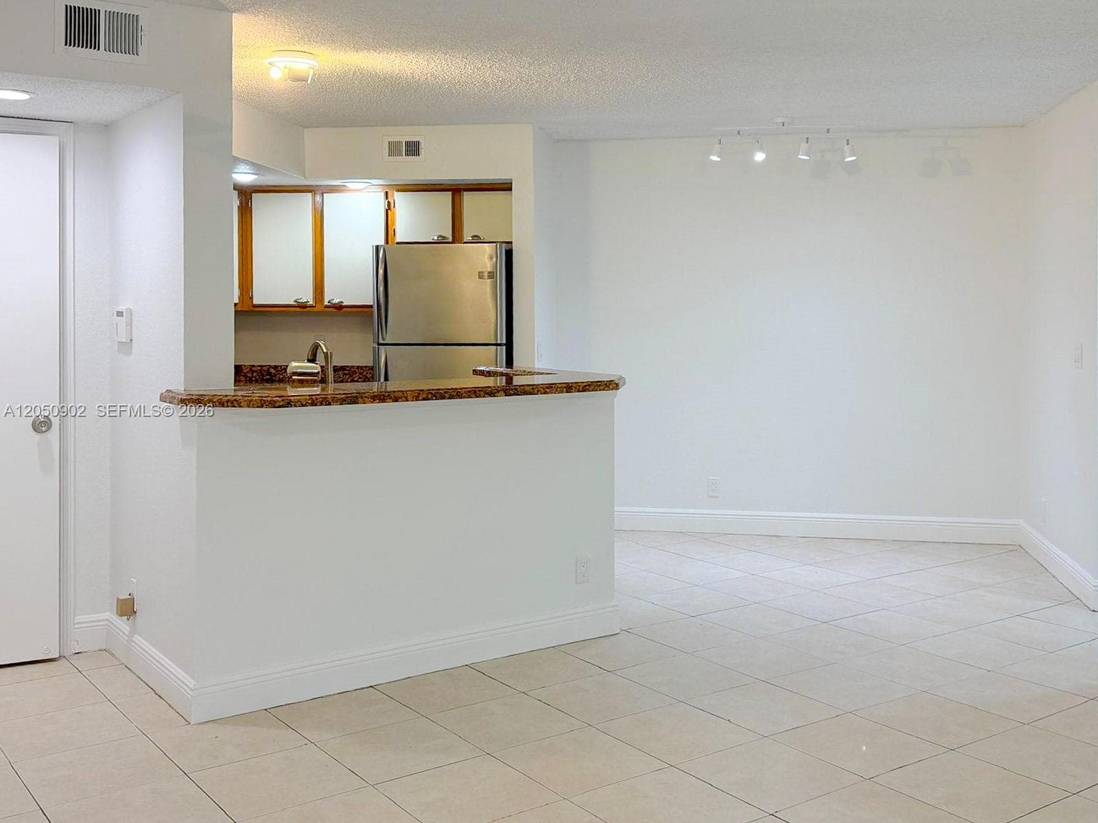 643 Vista Isles Dr # 1812, Sunrise, FL 33325