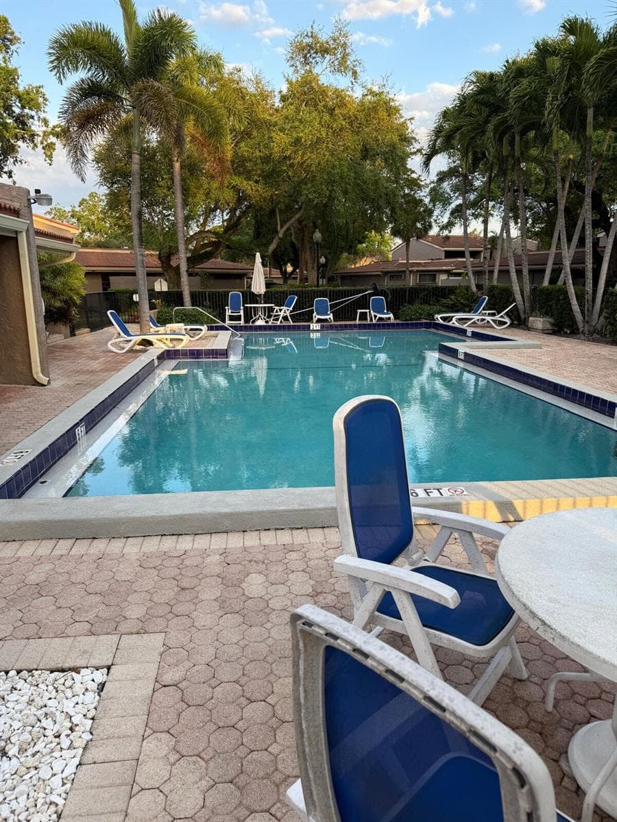 802 Saint Andrews Road # 15, Hollywood, FL 33021 — zdjęcie 2