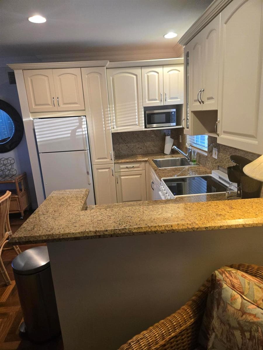 108 Commercial Boulevard, Lauderdale By The Sea, FL 33308 — zdjęcie 3