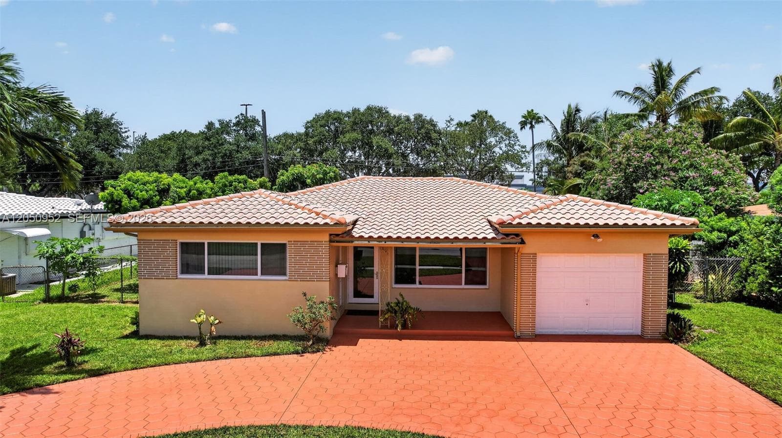 206 N 32nd Ave, Hollywood, FL 33021