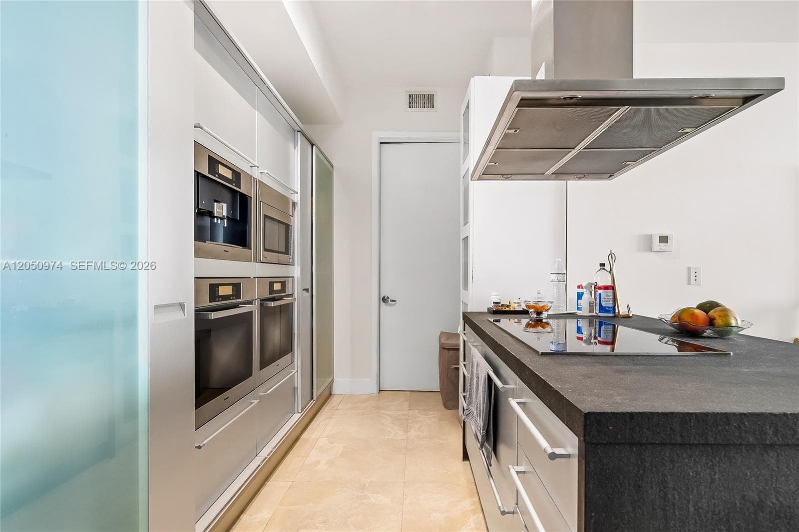 18201 Collins Ave # 3408, Sunny Isles Beach, FL 33160 — zdjęcie 2