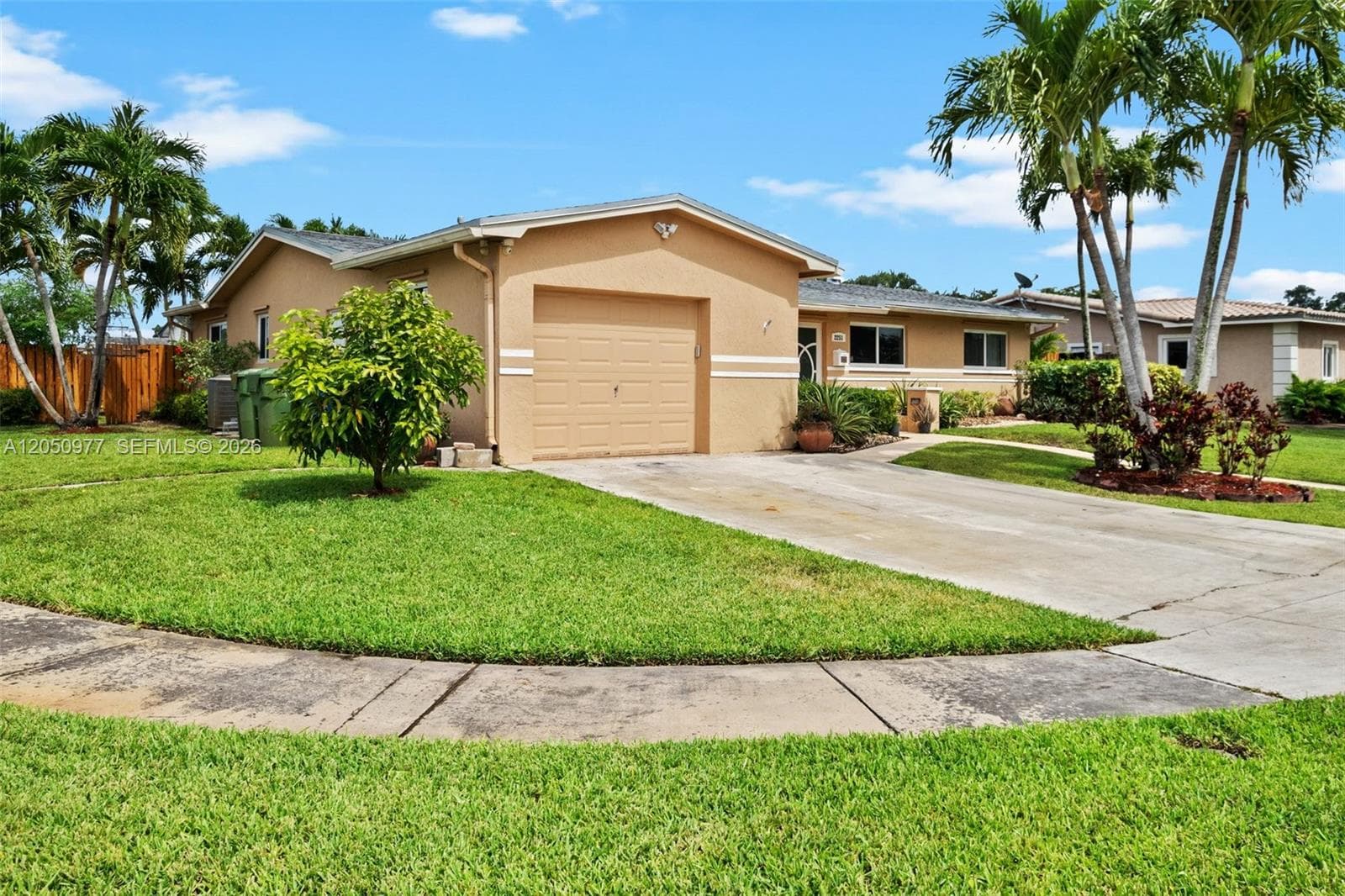 2251 NW 87th Ave, Pembroke Pines, FL 33024 — zdjęcie 2