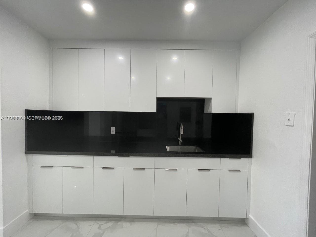 7400 SW 39th St # 1, Miami, FL 33155 — zdjęcie 4