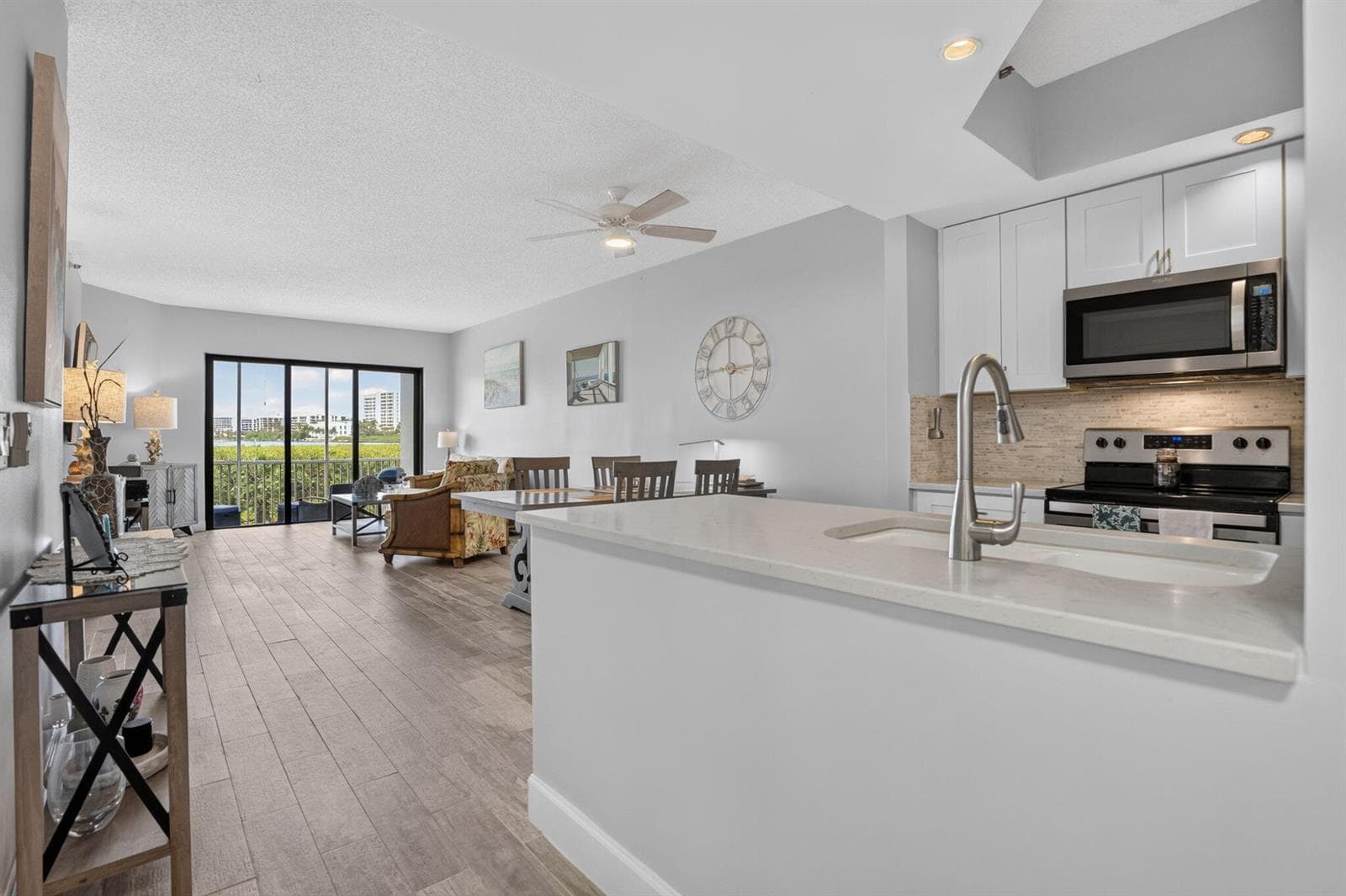 200 Waterway Road # 104, Tequesta, FL 33469 — zdjęcie 3