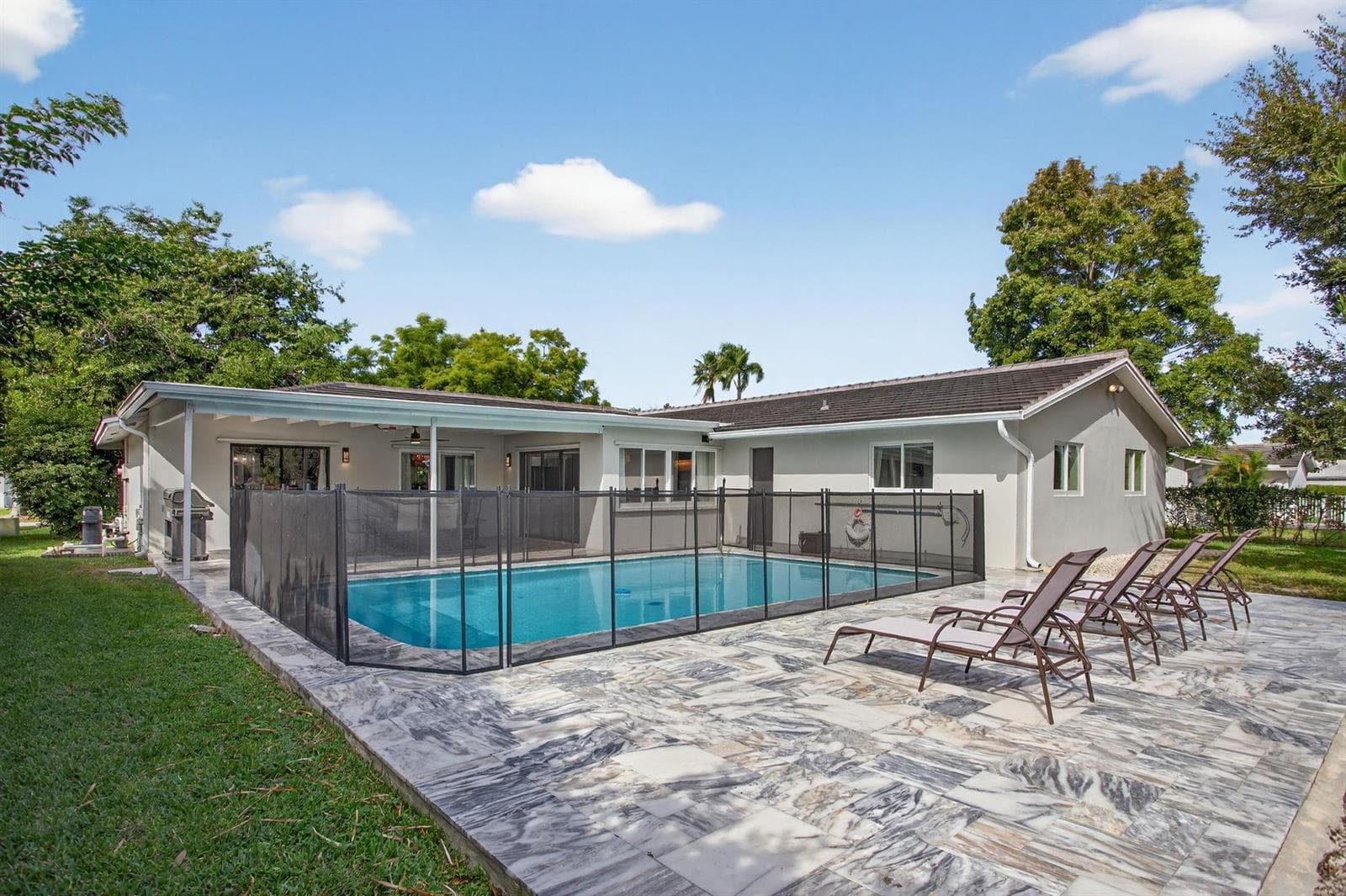 2421 NW 114th Avenue, Coral Springs, FL 33065 — zdjęcie 2