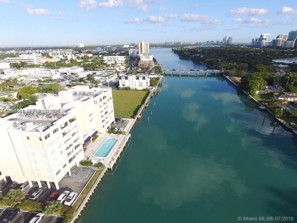 9381 E Bay Harbor Dr # 302S, Bay Harbor Islands, FL 33154 — zdjęcie 2