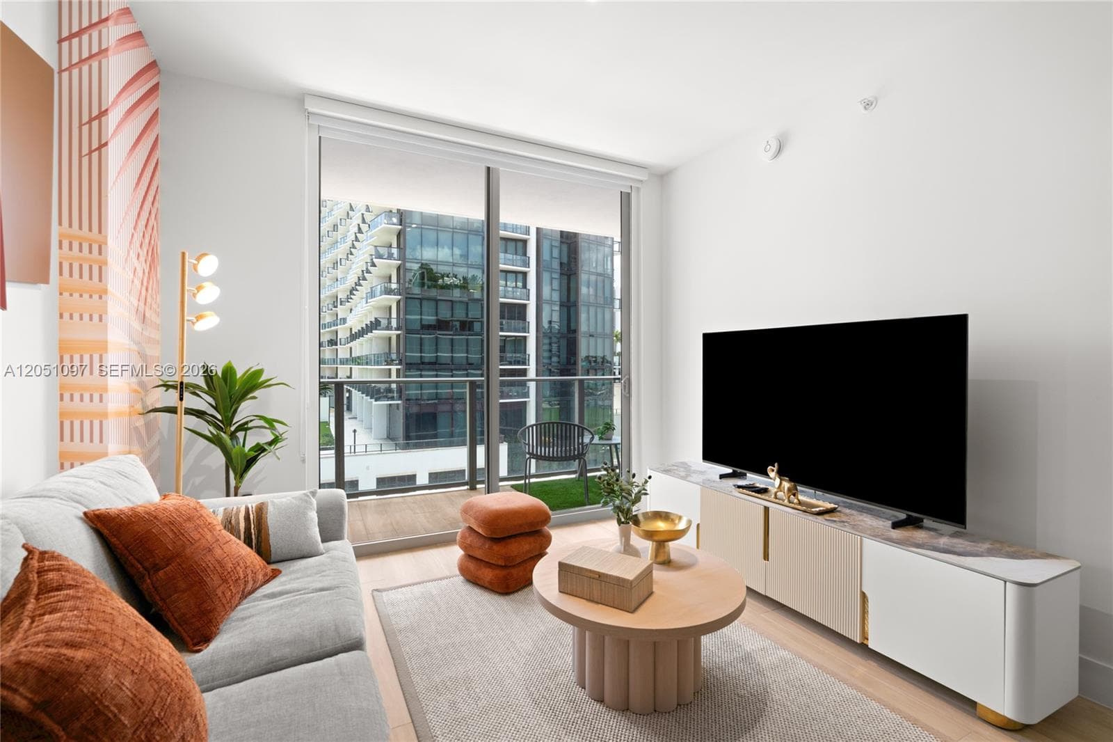 90 NE 32nd St # 808, Miami, FL 33127 — zdjęcie 5