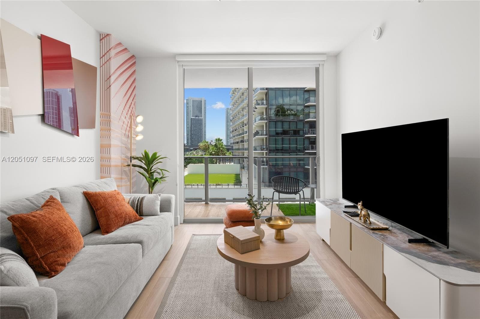 90 NE 32nd St # 808, Miami, FL 33127 — zdjęcie 4