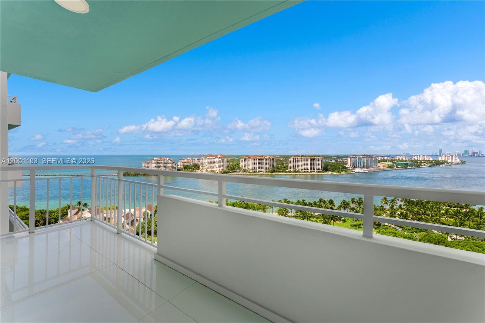 400 S Pointe Dr # 1805, Miami Beach, FL 33139