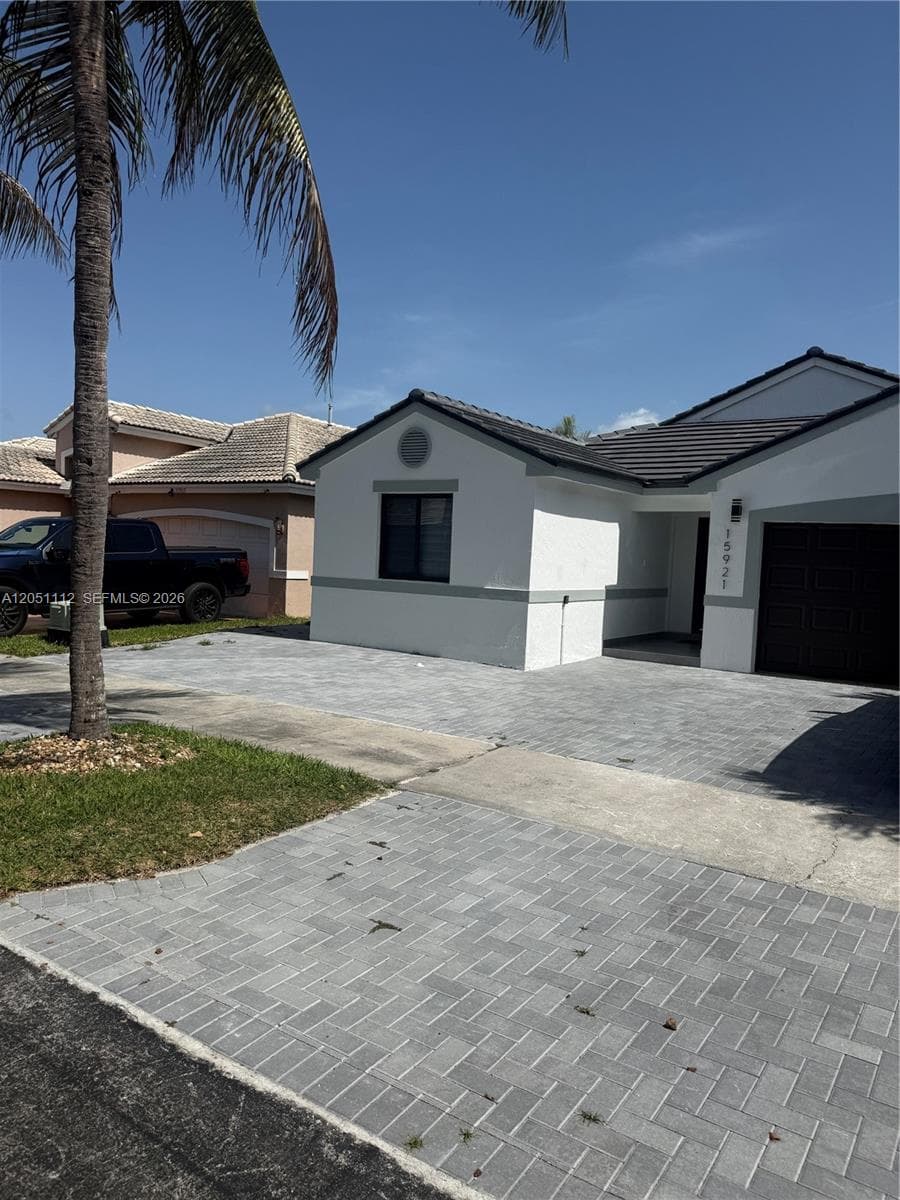 15921 SW 82 ST, Miami, FL 33193 — zdjęcie 2