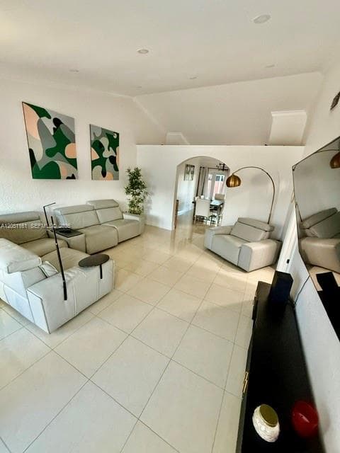 10350 SW 208th Ter, Cutler Bay, FL 33189