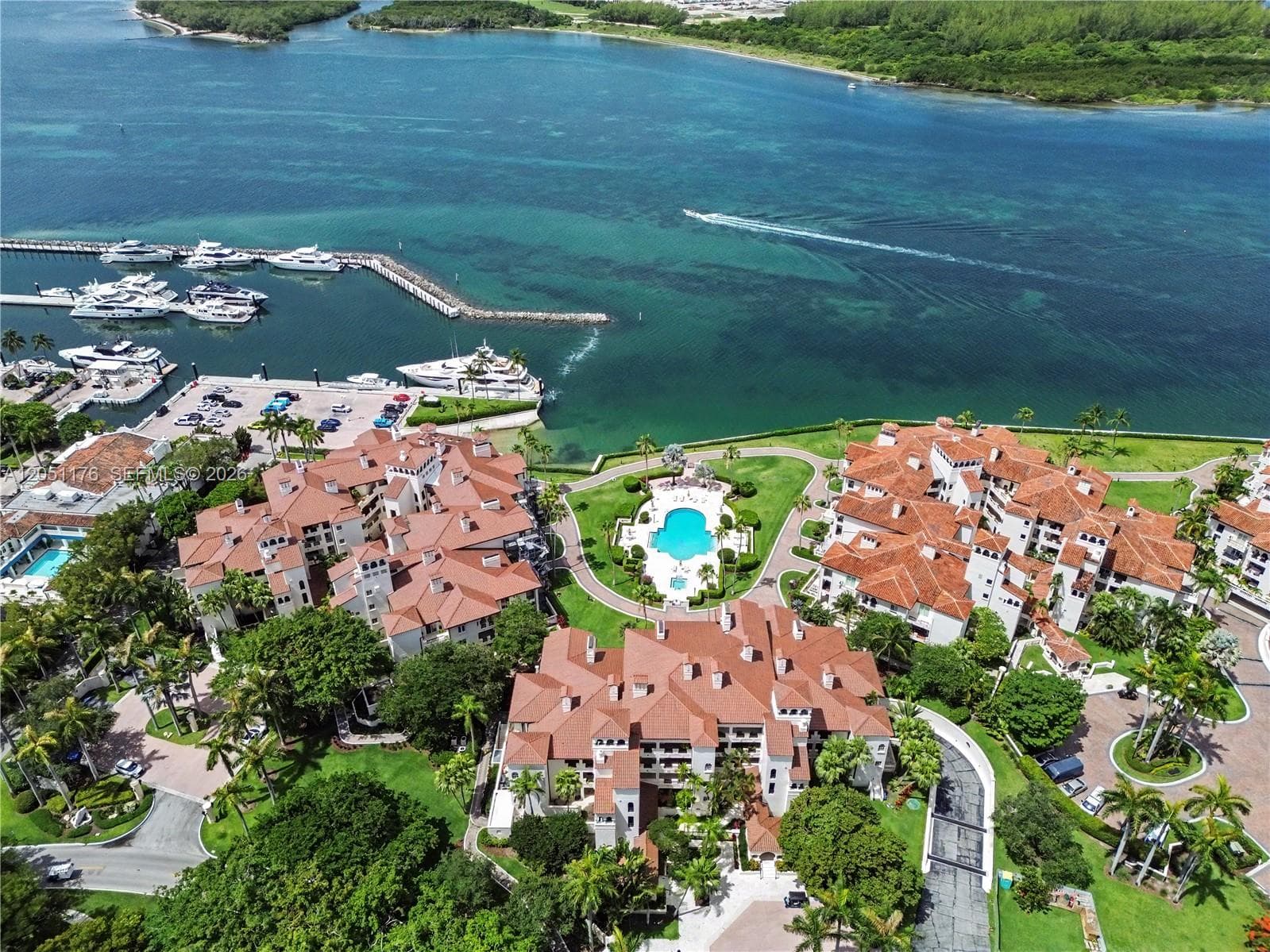2124 Fisher Island Dr # 2124, Miami Beach, FL 33109 — zdjęcie 4