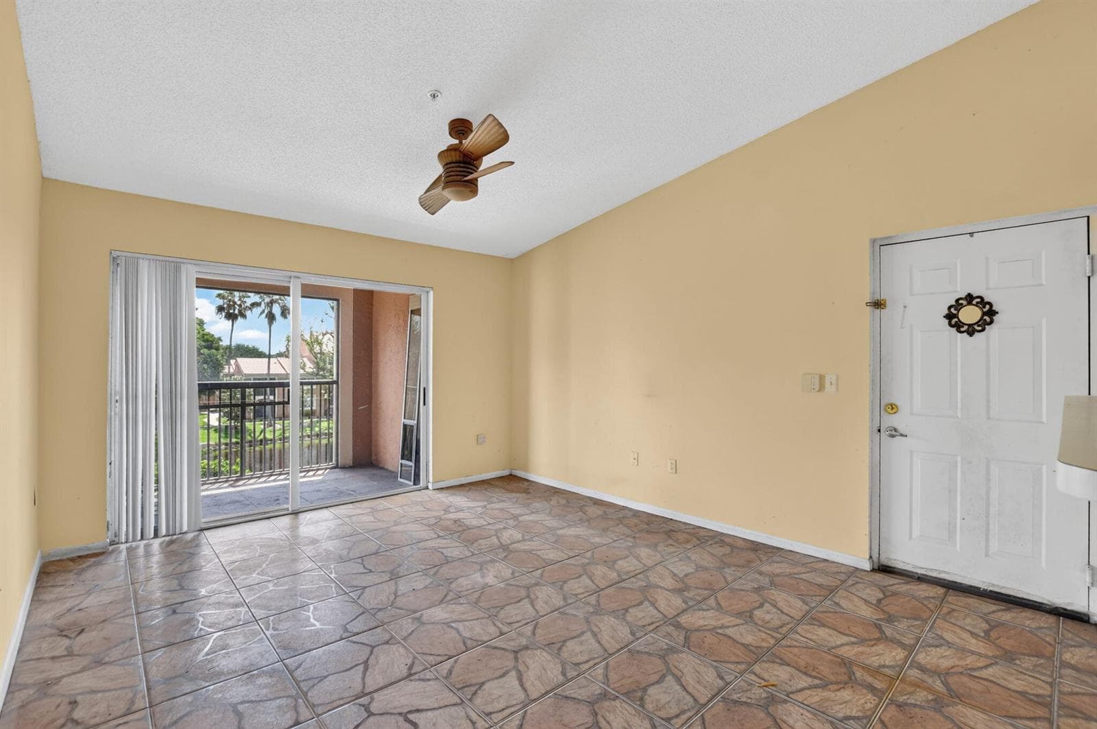 4844 N State Road 7 # 2304, Coconut Creek, FL 33073 — zdjęcie 3