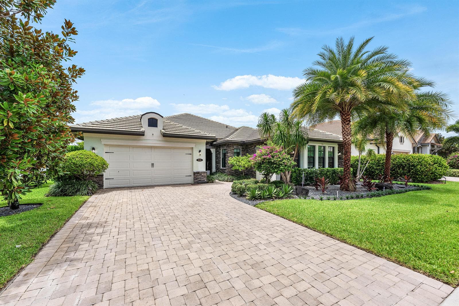 9316 Grand Prix Lane, Boynton Beach, FL 33472
