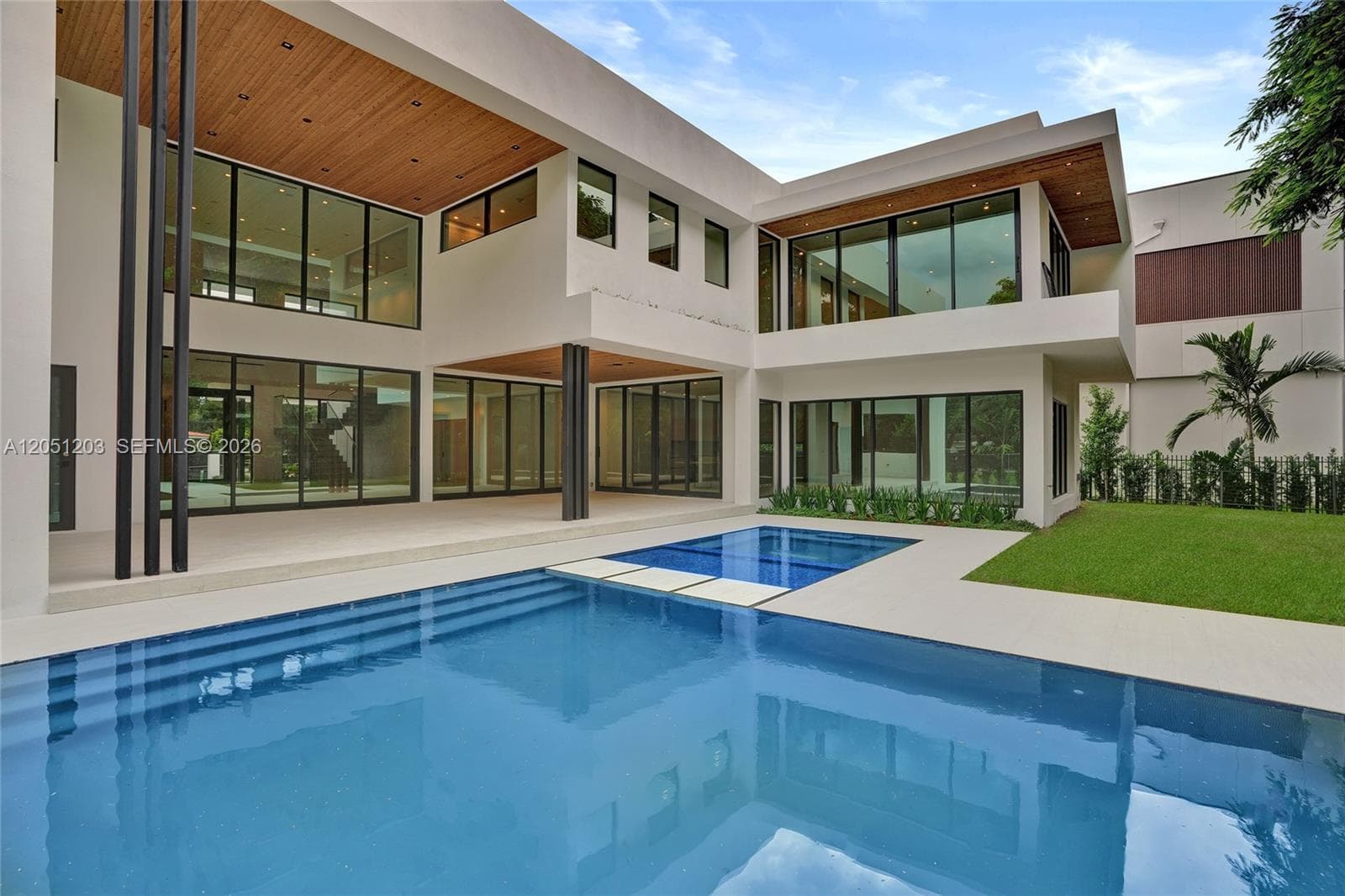 4640 Sunset Dr, Miami, FL 33143 — zdjęcie 3