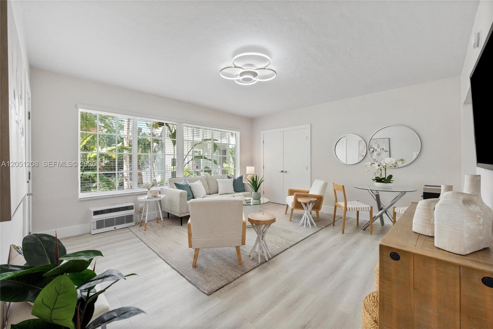 2420 Flamingo Dr # 2, Miami Beach, FL 33140 — zdjęcie 2