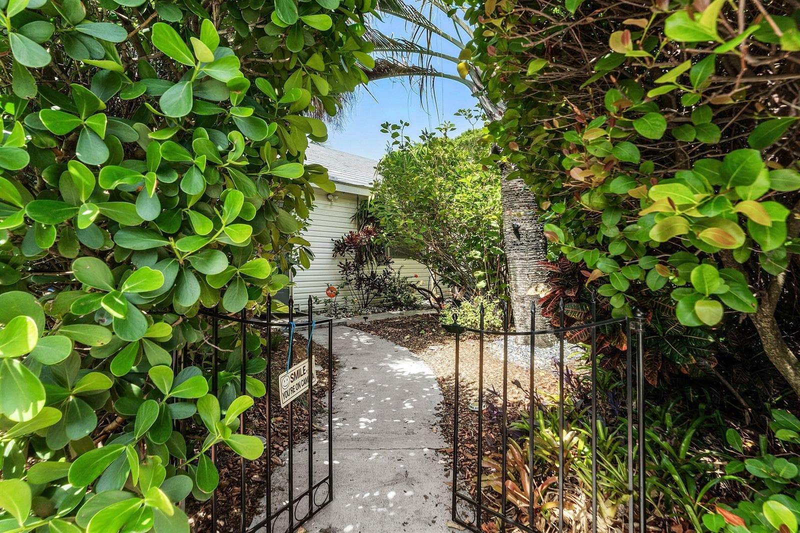 1309 Lucerne Avenue, FL 33460 — zdjęcie 3