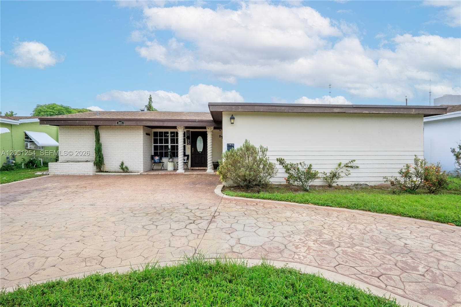 3821 E Lake Ter, Miramar, FL 33023 — zdjęcie 2