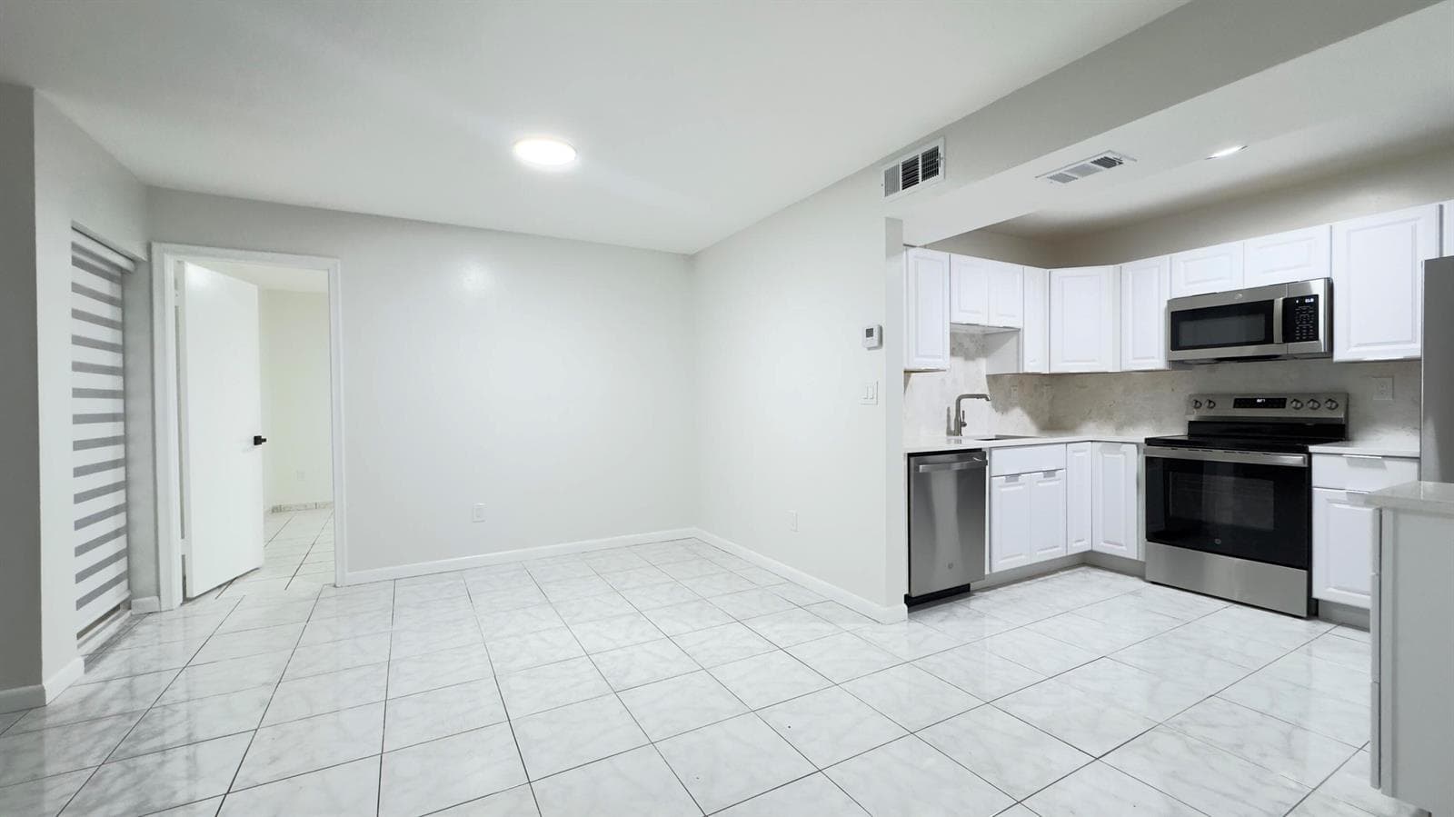 20015 NE 3rd Court # 1, Miami, FL 33179 — zdjęcie 4