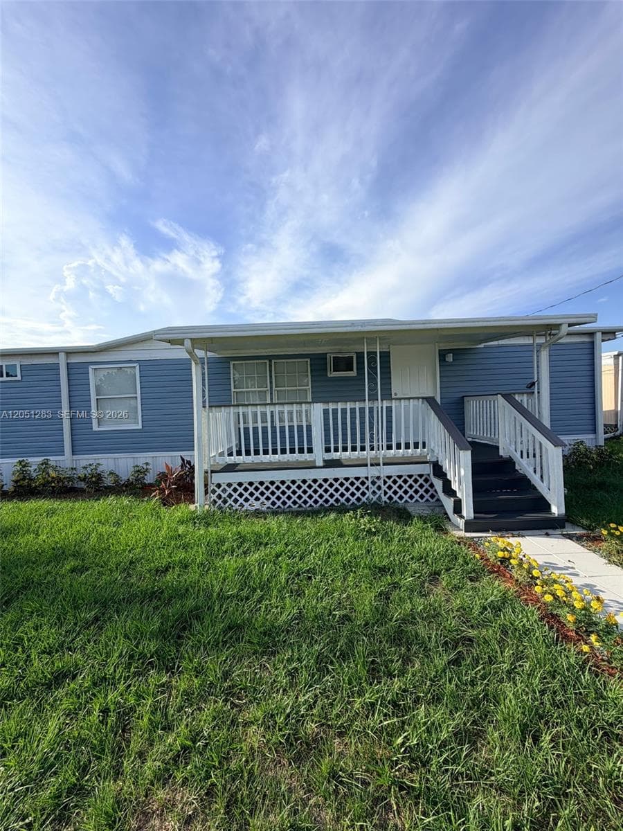 3707 SE 27th St, Okeechobee, FL 34974
