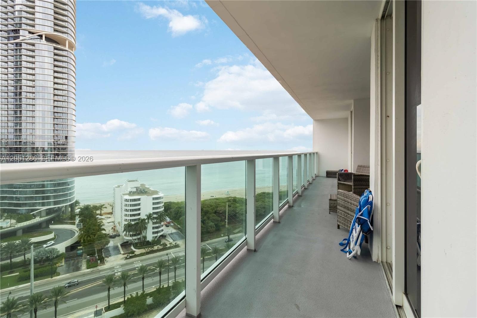 100 Bayview Dr # 2014, Sunny Isles Beach, FL 33160 — zdjęcie 2