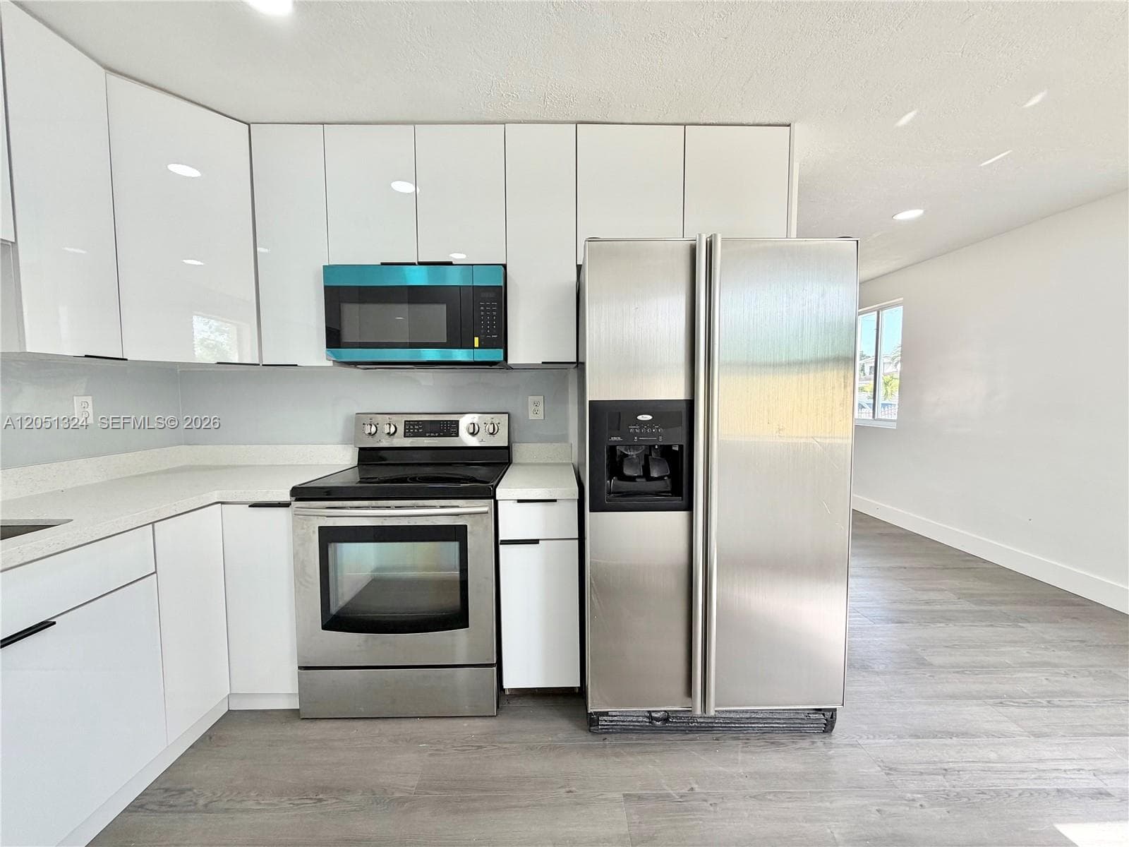 685 SE Park Dr, Hialeah, FL 33010
