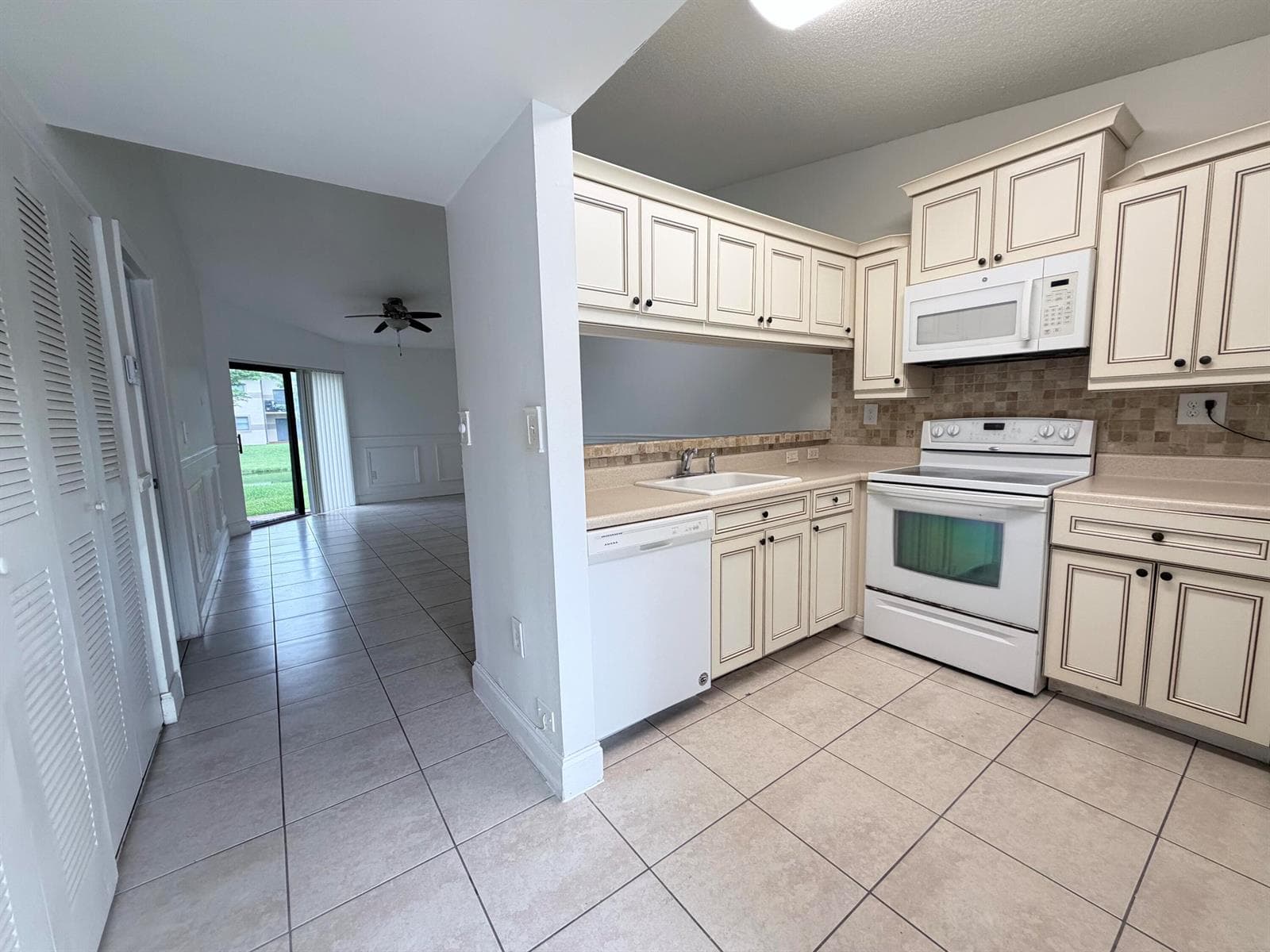 9919 Nob Hill Court # 9919, Sunrise, FL 33351