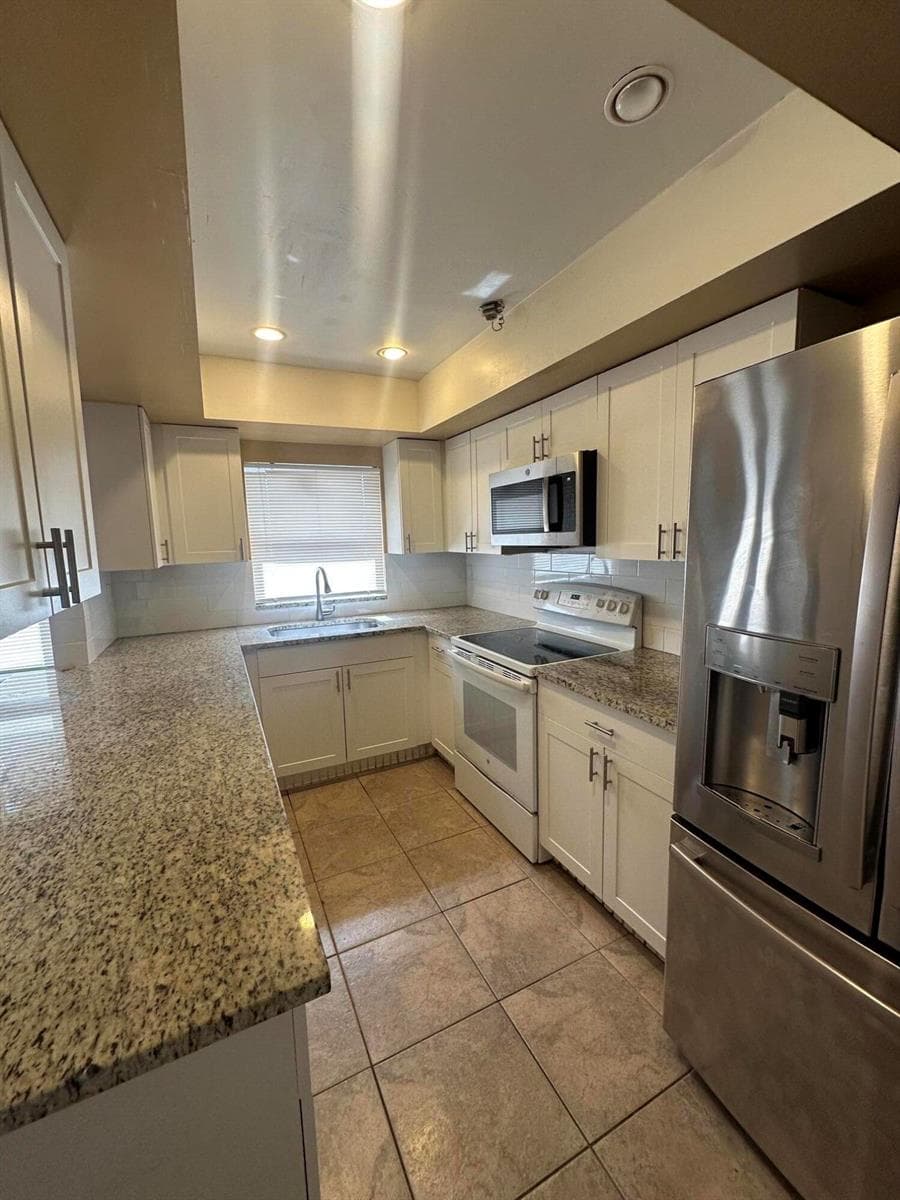 641 W 9th Street # 1, Riviera Beach, FL 33404 — zdjęcie 4