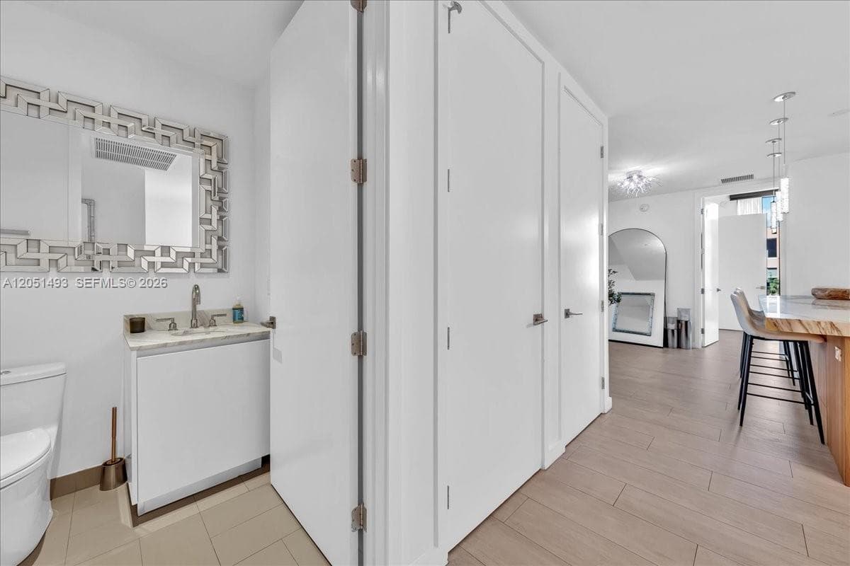 2831 S Bayshore Dr # 501, Miami, FL 33133 — zdjęcie 2