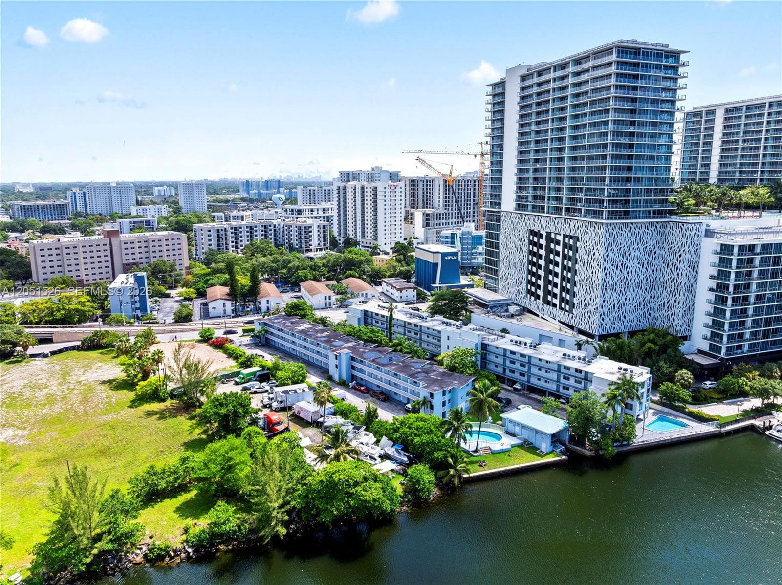 1610 NW N River Dr # 201, Miami, FL 33125 — zdjęcie 2