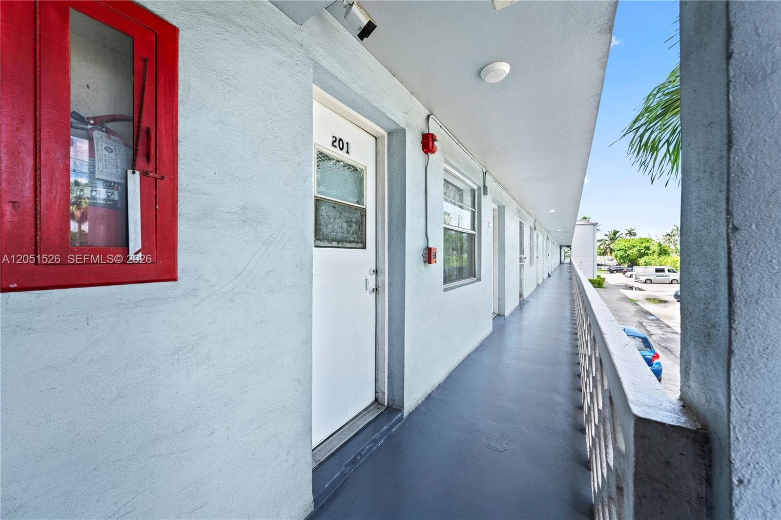 1610 NW N River Dr # 201, Miami, FL 33125 — zdjęcie 4