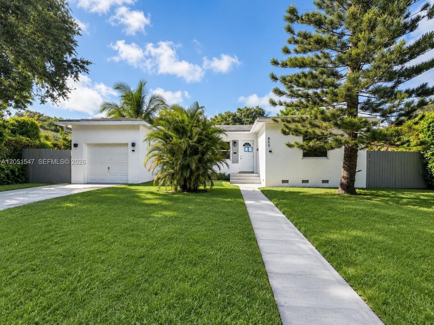 859 NE 115th St, Biscayne Park, FL 33161 — zdjęcie 4
