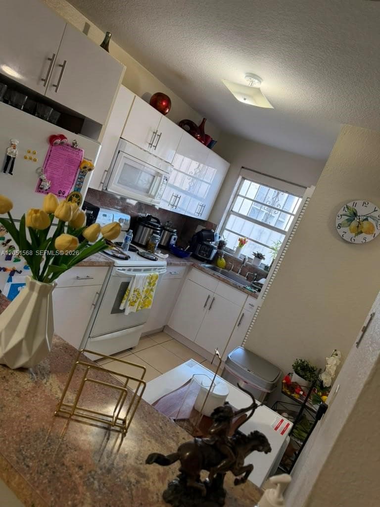 1630 W 46th St # 504C, Hialeah, FL 33012 — zdjęcie 2
