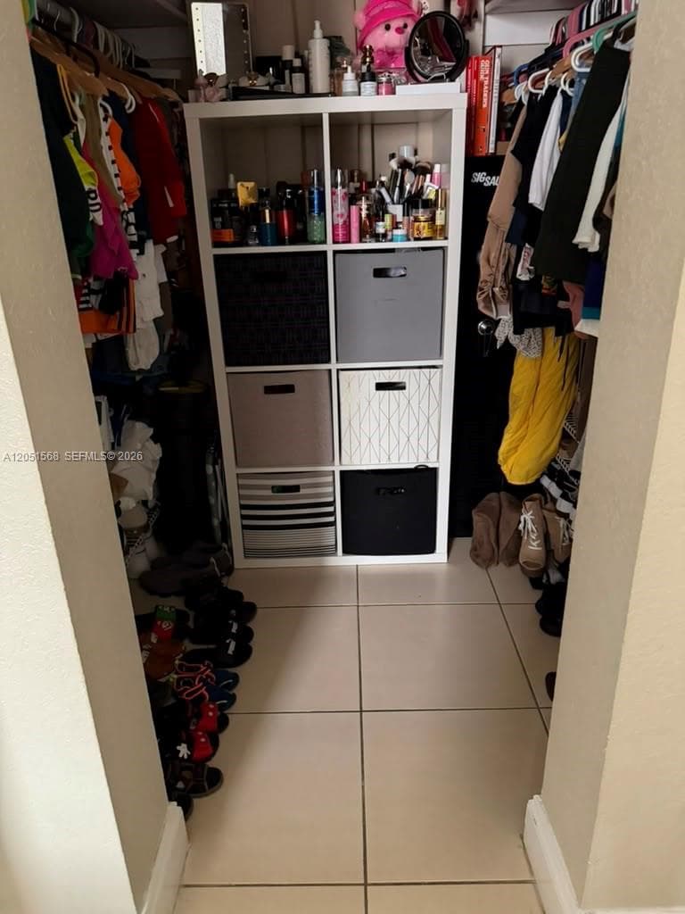 1630 W 46th St # 504C, Hialeah, FL 33012 — zdjęcie 4