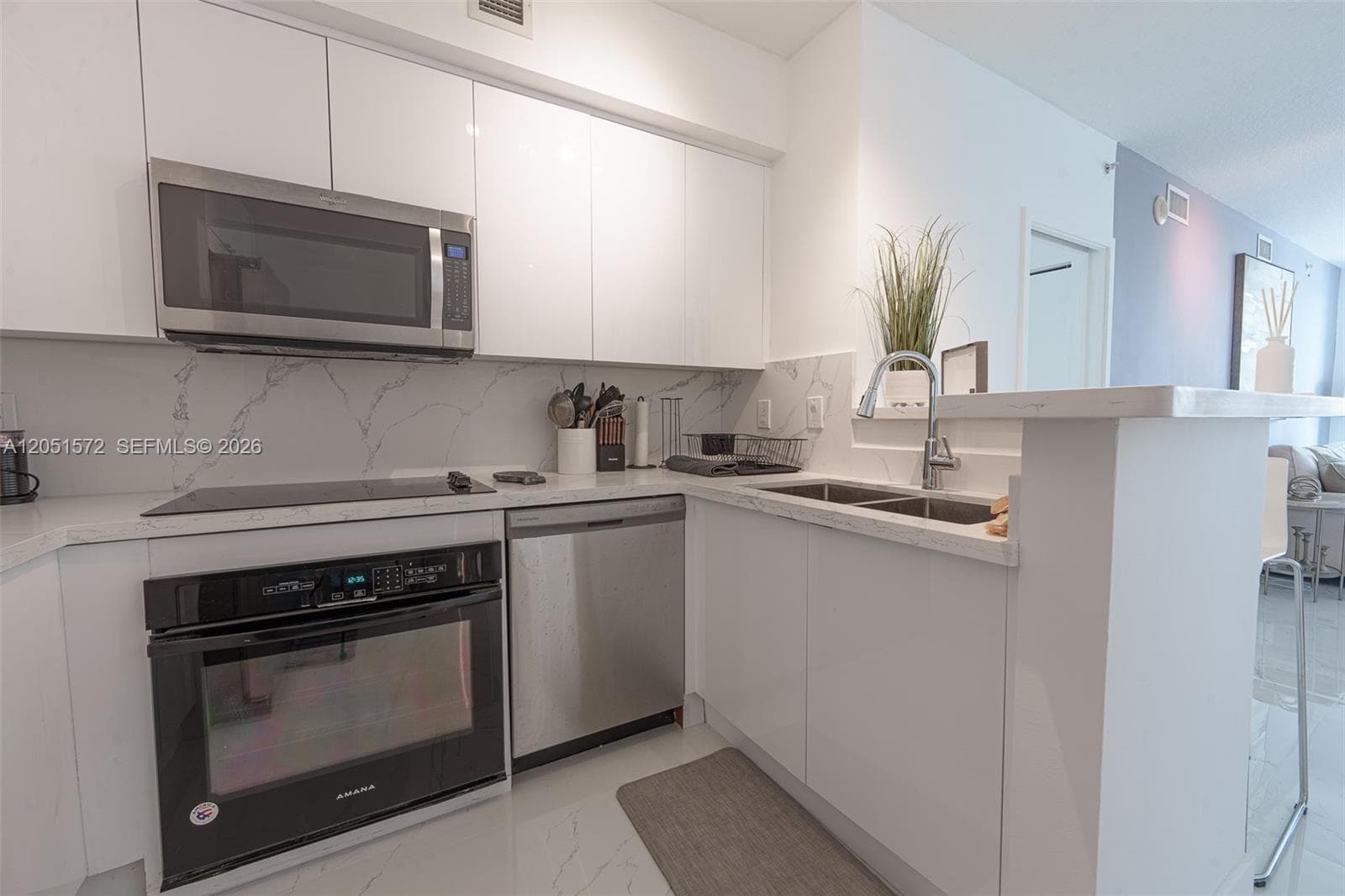 335 S Biscayne Blvd # 1600, Miami, FL 33131 — zdjęcie 5