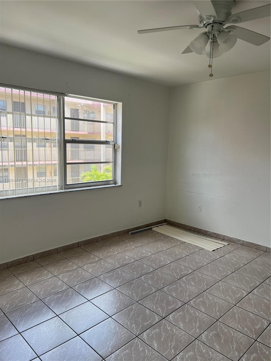 295 NW 72nd Ave # 306, Miami, FL 33126