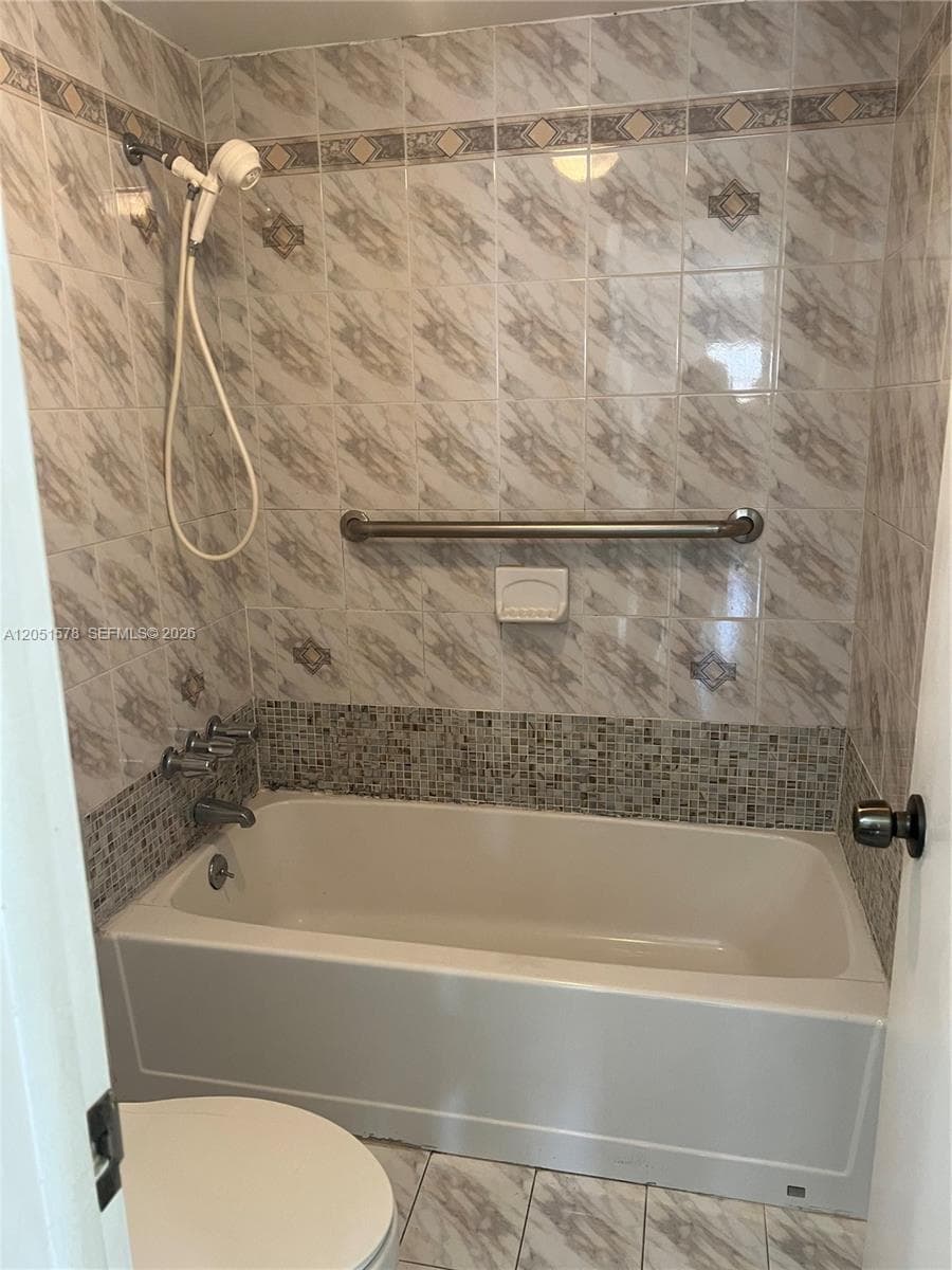 295 NW 72nd Ave # 306, Miami, FL 33126 — zdjęcie 4