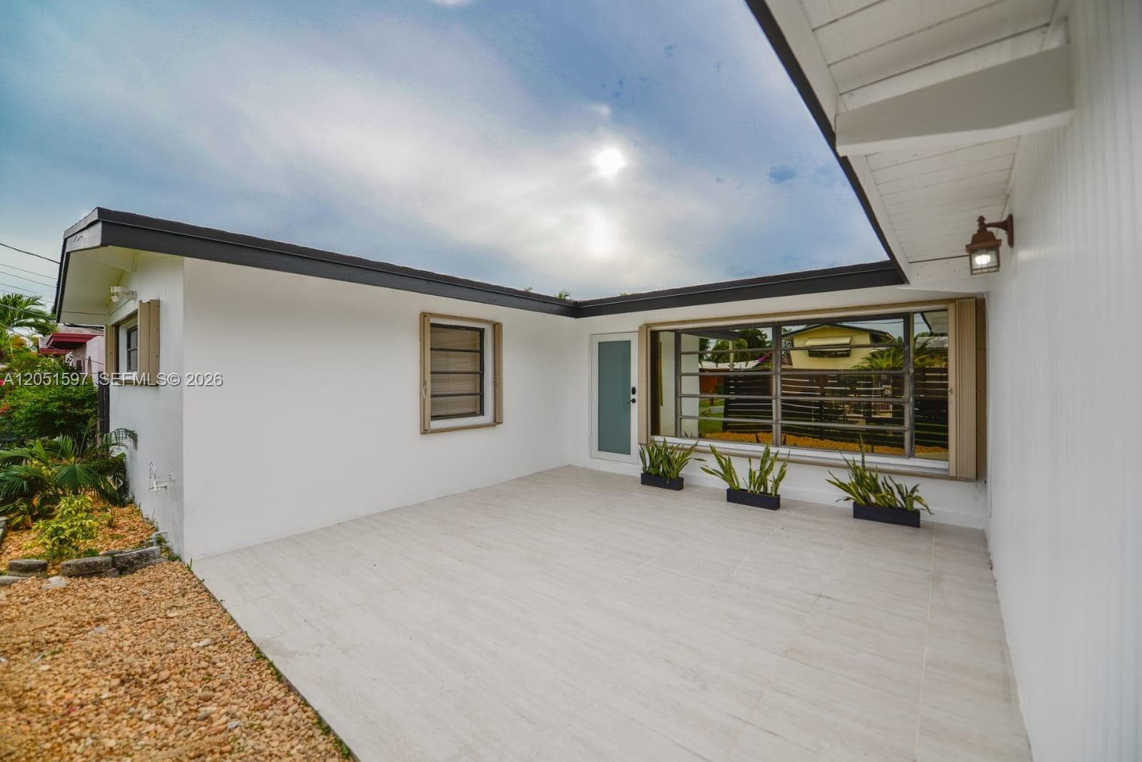 2443 Tortugas Ln, Fort Lauderdale, FL 33312 — zdjęcie 2