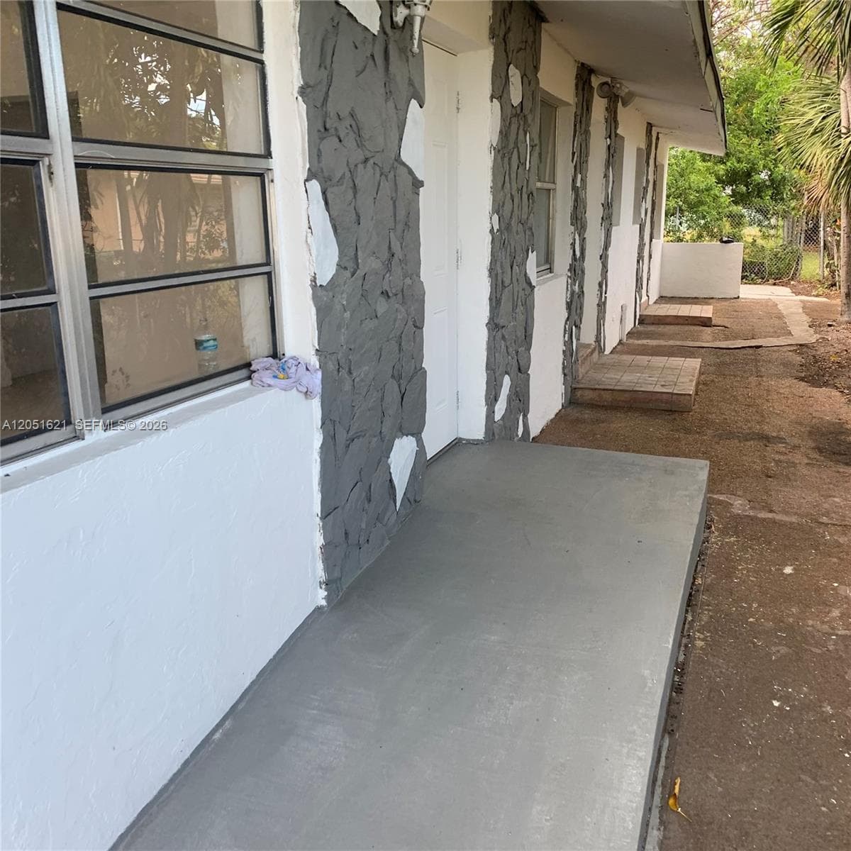 308 NW 9th St, Hallandale Beach, FL 33009 — zdjęcie 5