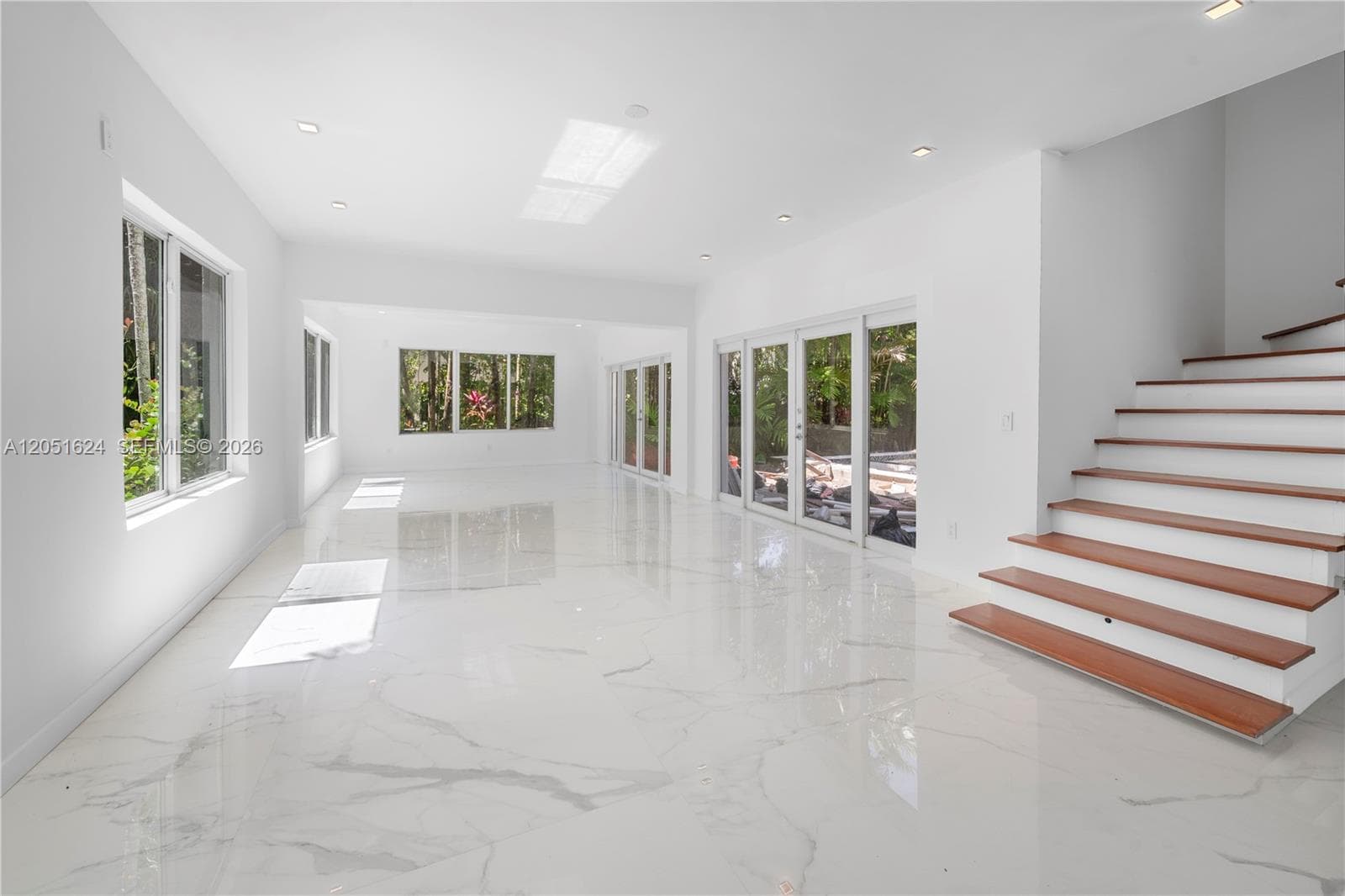 5824 Alton Rd, Miami Beach, FL 33140 — zdjęcie 5