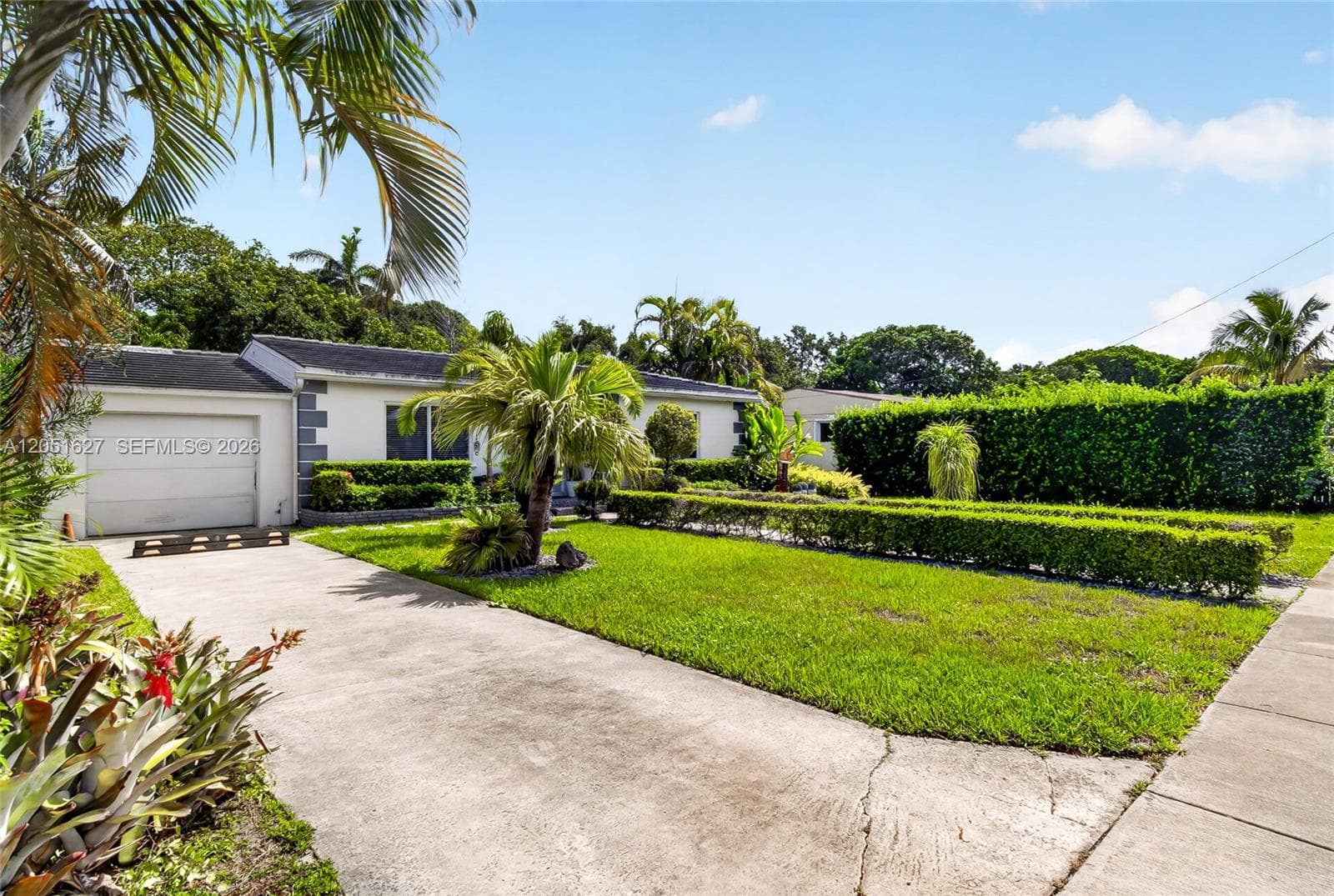 467 NE 129th St, North Miami, FL 33161 — zdjęcie 2