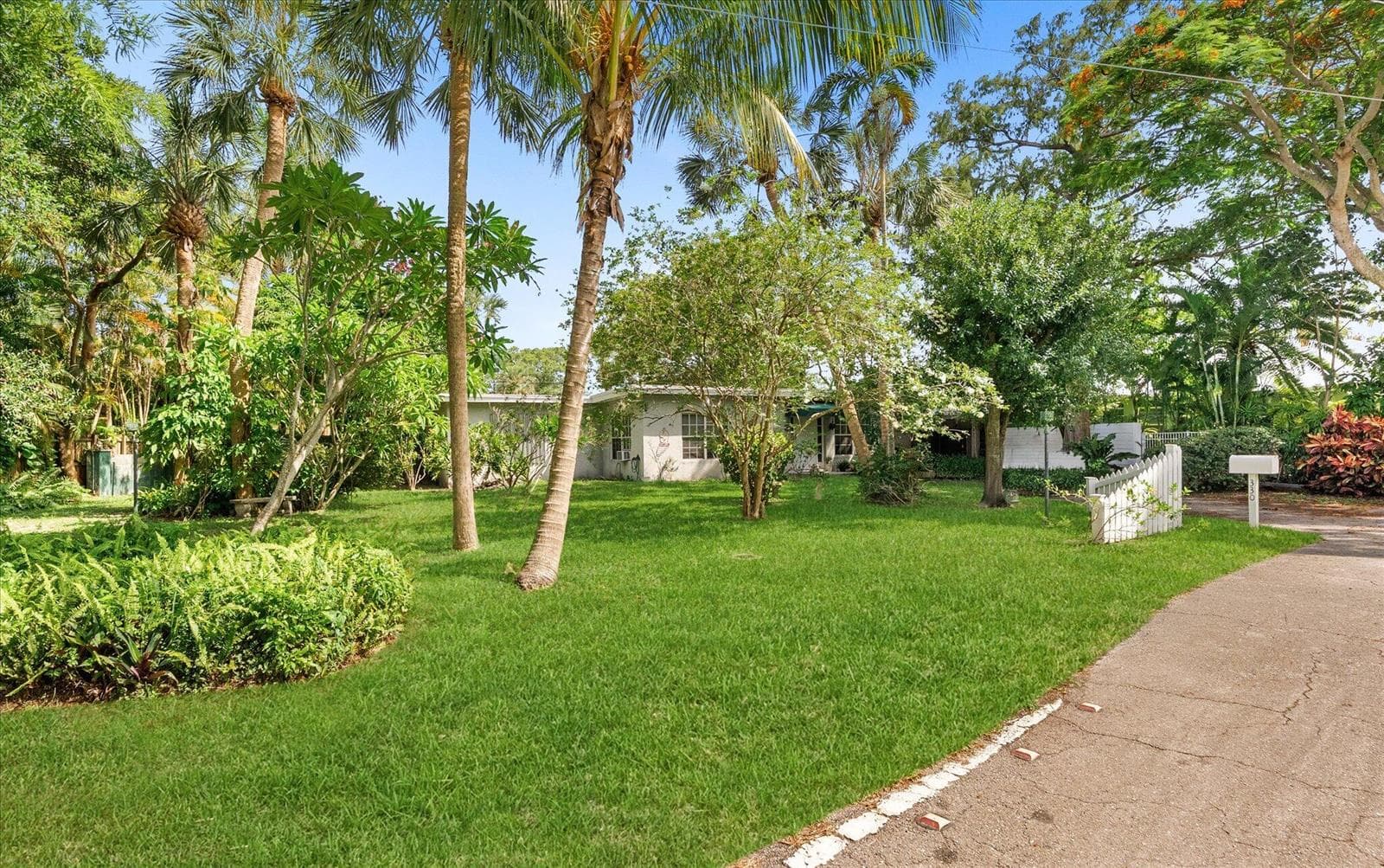 330 NW 32nd Court, Oakland Park, FL 33309 — zdjęcie 2