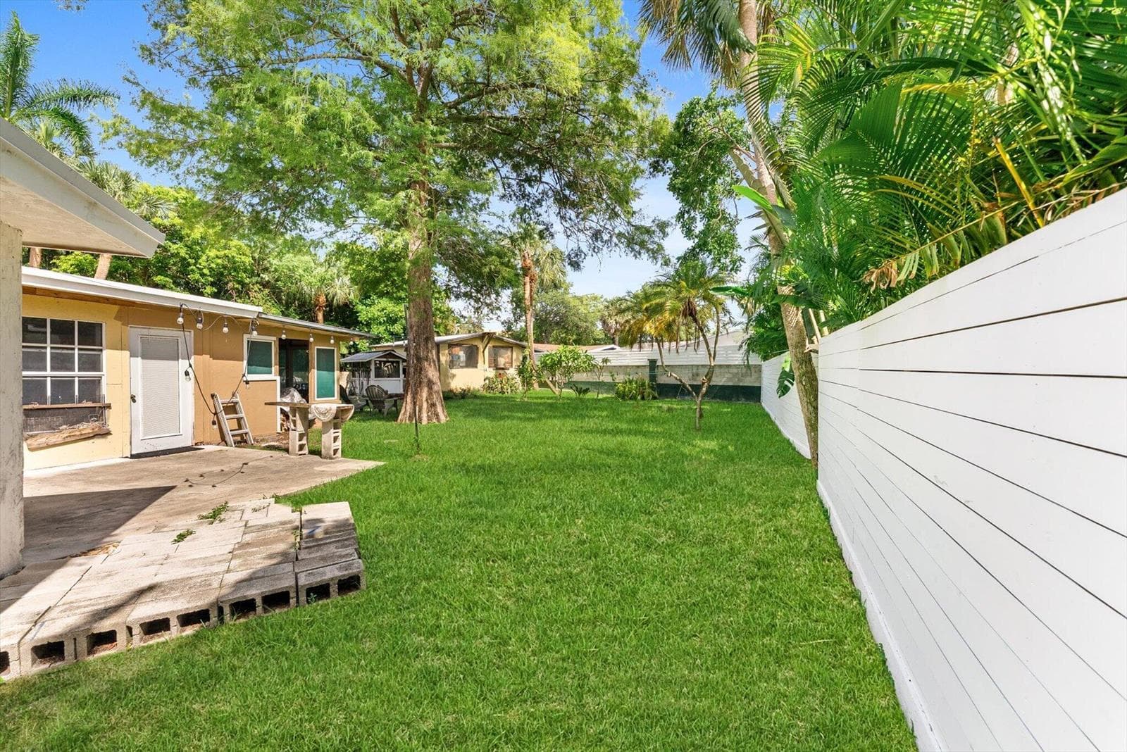 330 NW 32nd Court, Oakland Park, FL 33309 — zdjęcie 5